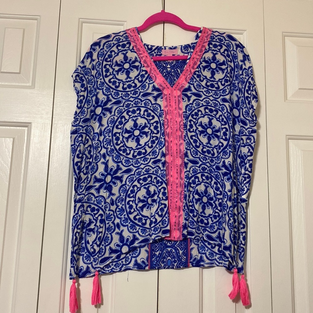 Lilly Pulitzer Sydney Caftan Top Blue Mosaic Print Pink Tassels Pooling Around
